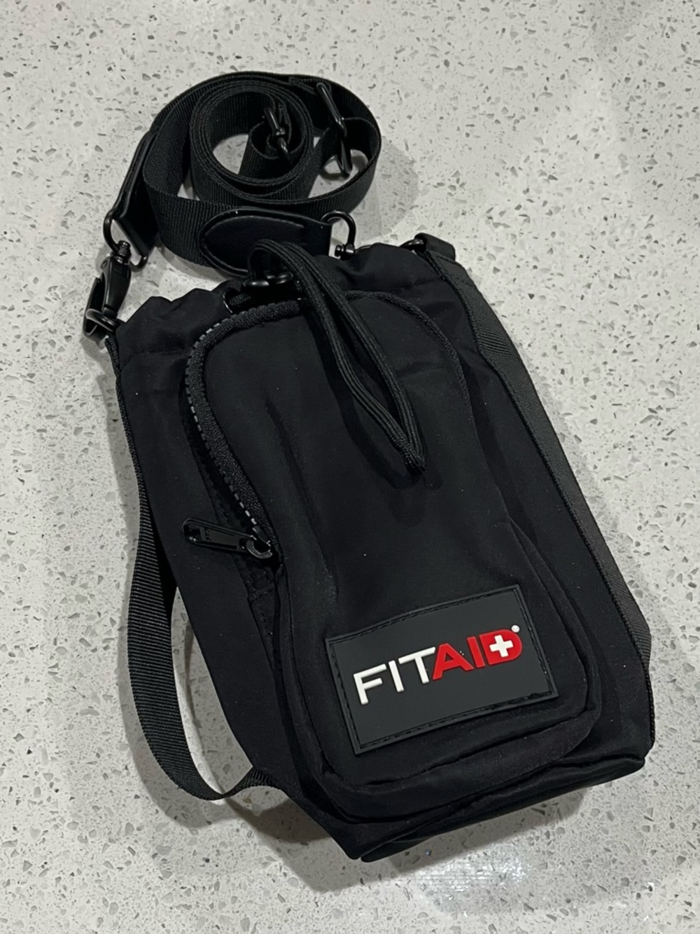 FitAid Insulated Adjustable Strap Water Bottle Carrier Bag